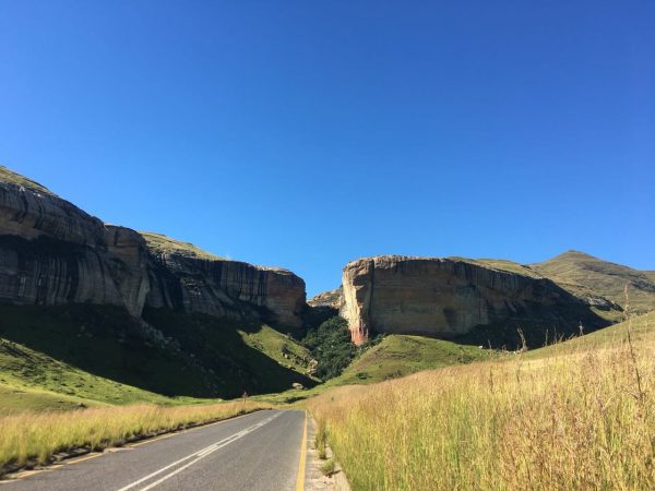 Drakensberg Amphitheatre slackpacking adventure tour_5